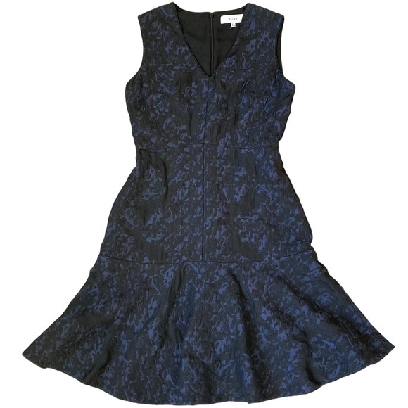 Reiss Saffy Jacquard Fit & Flare Dress Women's Sz 4 V-Neck Navy Blue Sleeveless - Picture 1 of 6
